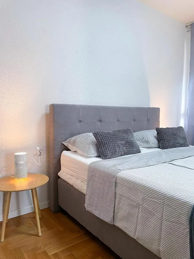 Apartman Inga Apartment Pula