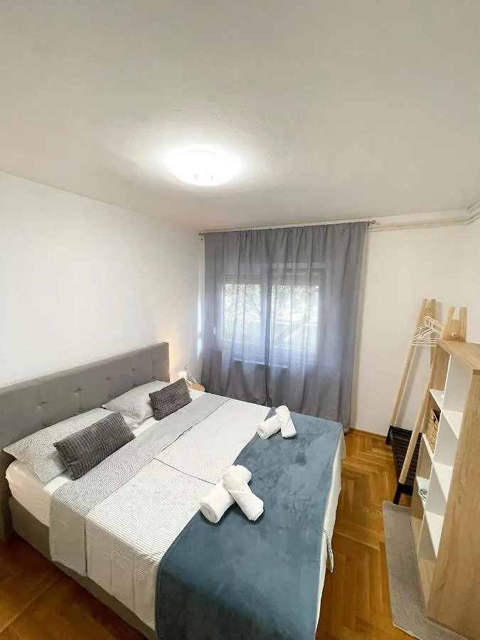 Apartman Inga Apartment Pula