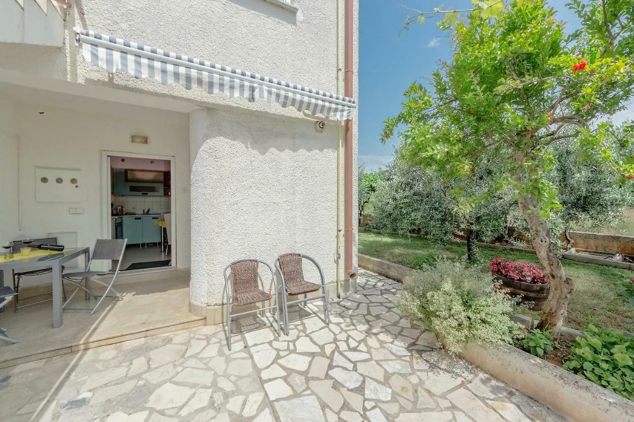 Apartman Inga Apartment Pula