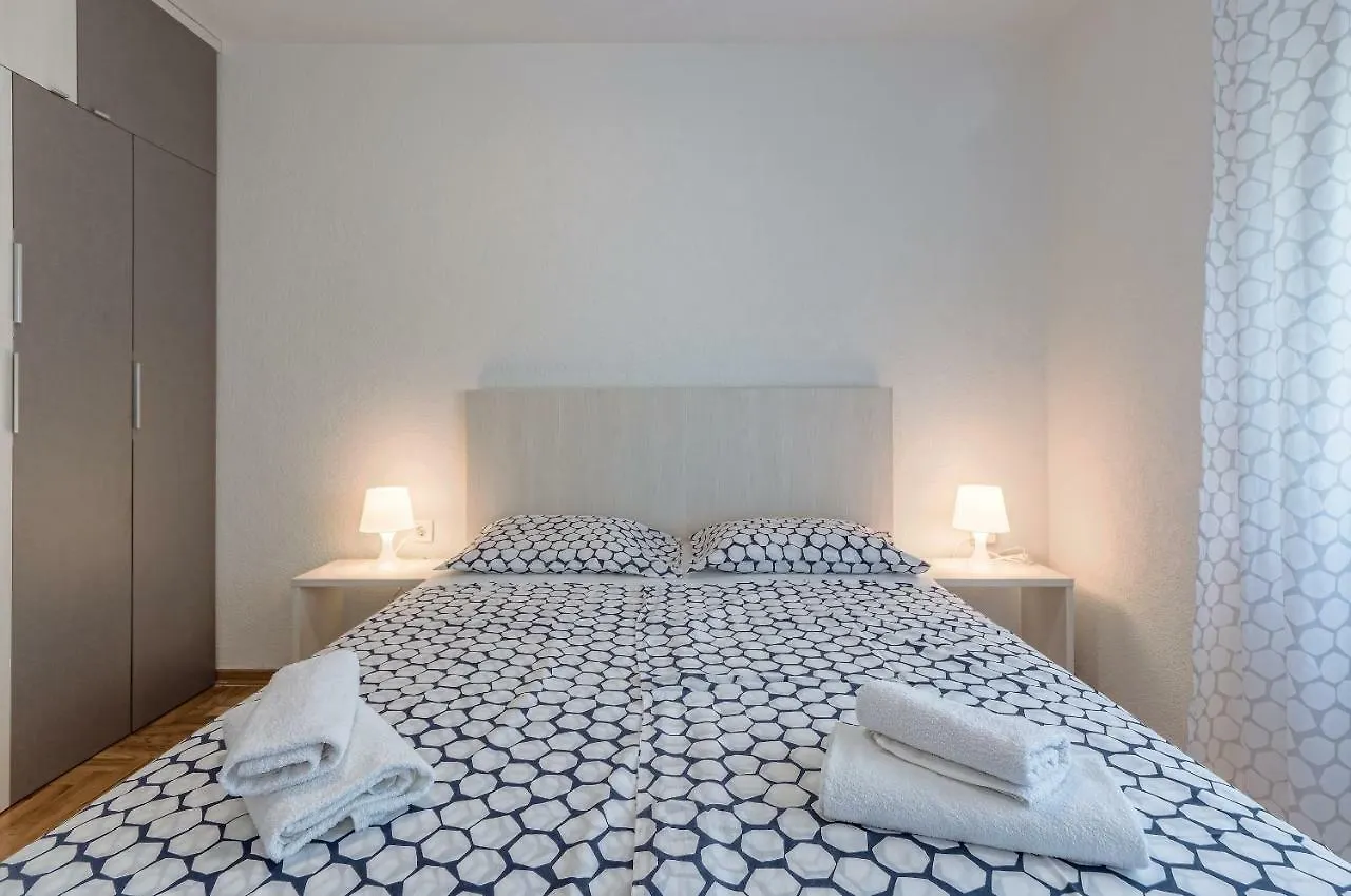 Apartman Inga Apartment Pula 0*,