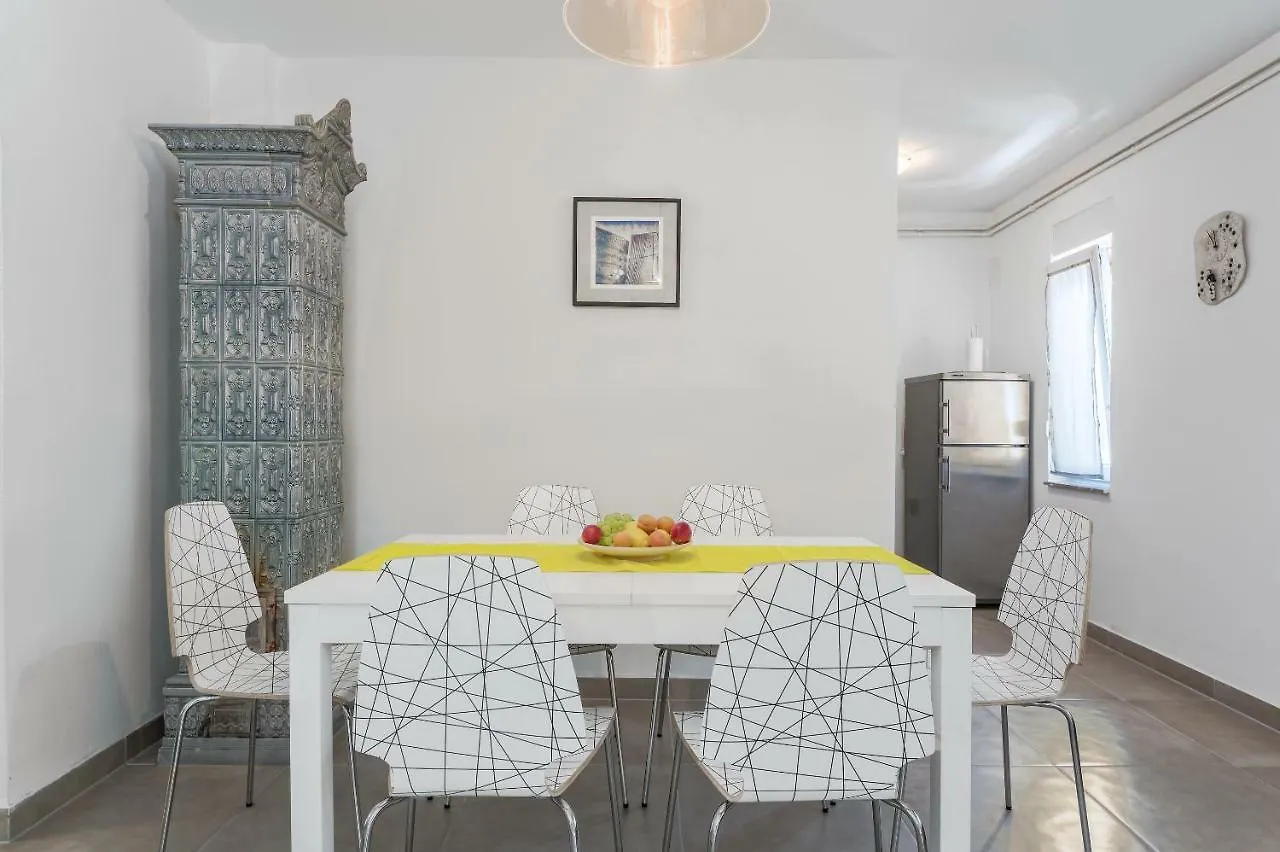 Apartman Inga Apartment Pula